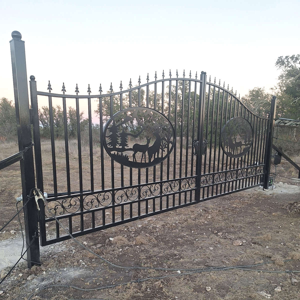 20x8 ft Steel Dual Swing Driveway Gate