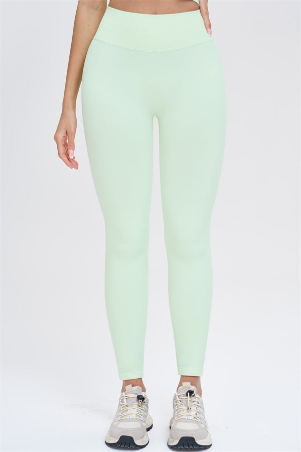 The Whim Sports Bra Leggings 2-Piece Set