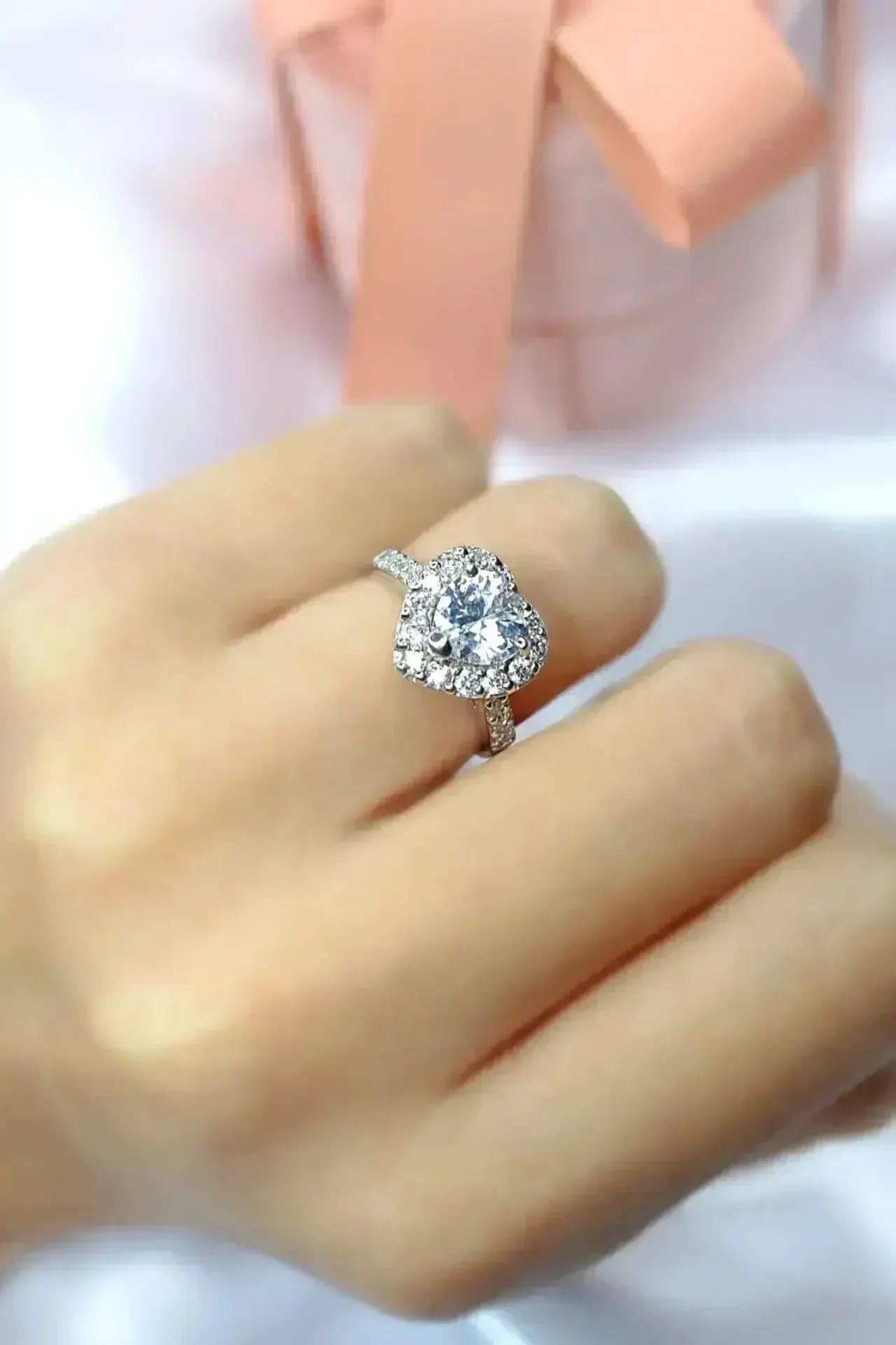 925 Silver Halo Heart Ring – Timeless Sparkle & Swedish | Femstylo