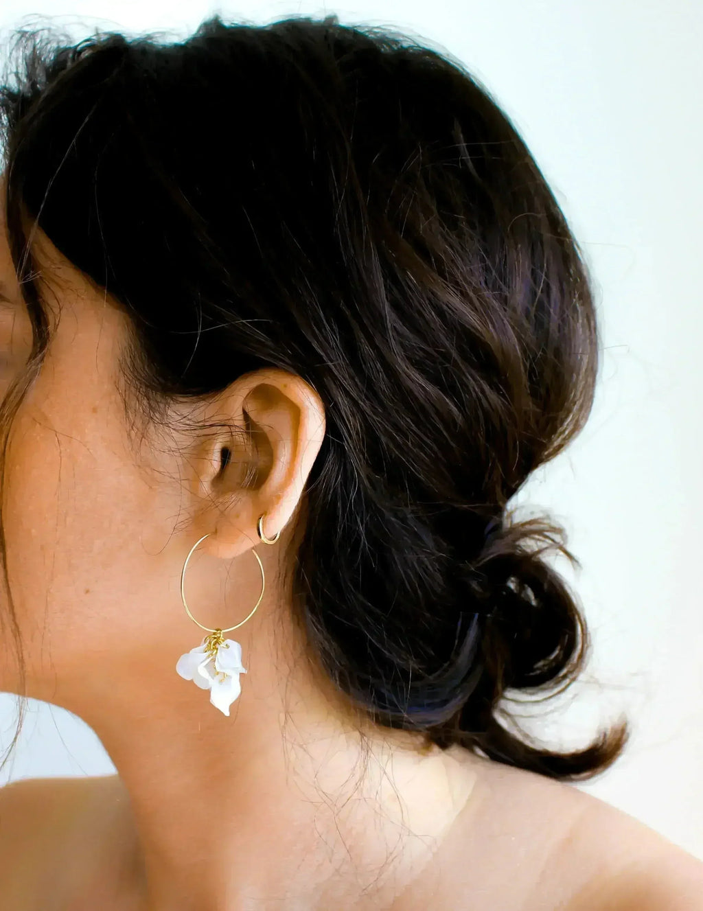 Vita Sustainable Gold Hoops | Recycled Flower Earrings - Femstylo