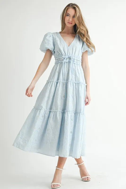 Eyelet Lace Puff Sleeve V Neck Midi Dress For Women – Elegant Fluttering Eyelet Lace Midi Dress, Puff Sleeve Detail, Timeless V Neck Design, Sophisticated Summer Dress