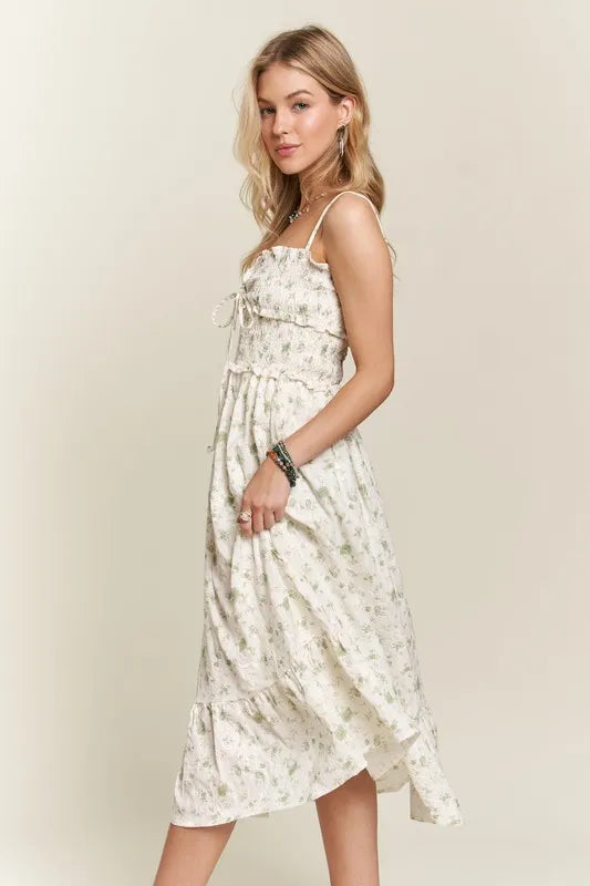 Smocked Floral Sweetheart Neck Cami Summer Dress For Women – Romantic Floral Cami Dress with Sweetheart Neckline & Ruffled Details for Spring & Summer Events