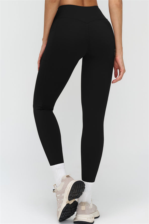 The BoldFit Sports Bra Leggings 2-Piece Set