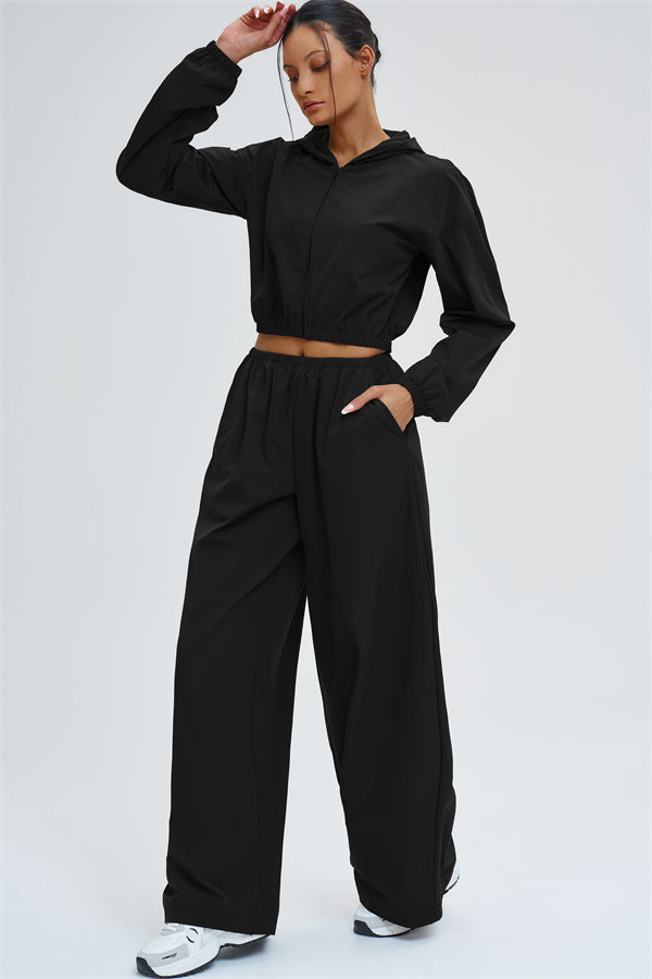 The Svelte UV protection Crop Hoodie Sweatpants 2-Piece Set