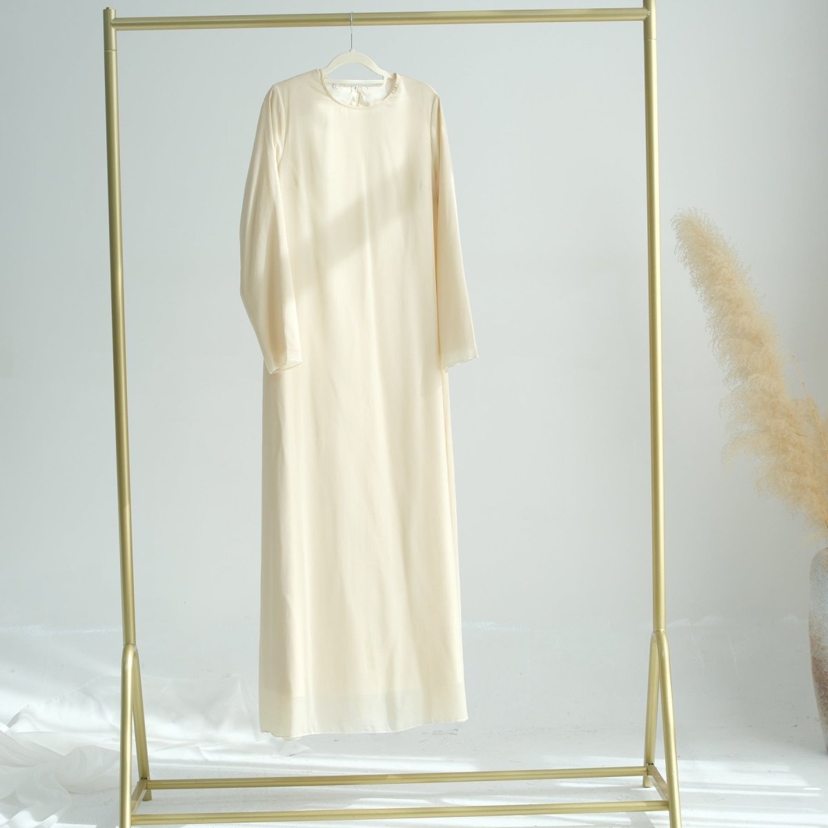 Elegant Chiffon Wrinkle Abaya | Three-Piece Set Modest Muslim Chiffon Abaya (MOA155)