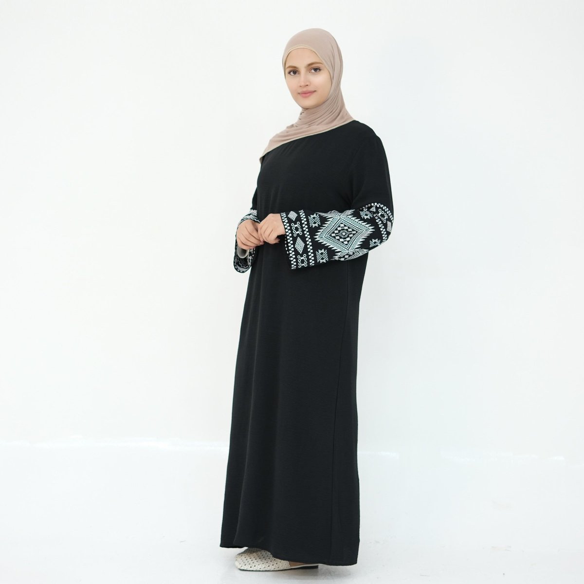 Elegant Embroidered Casual Abaya (MA139)