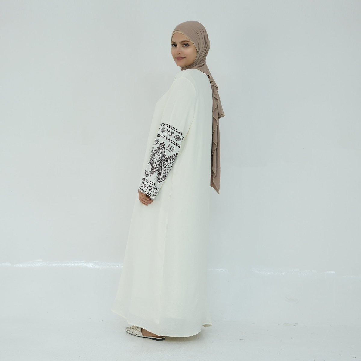 Elegant Embroidered Casual Abaya (MA139)