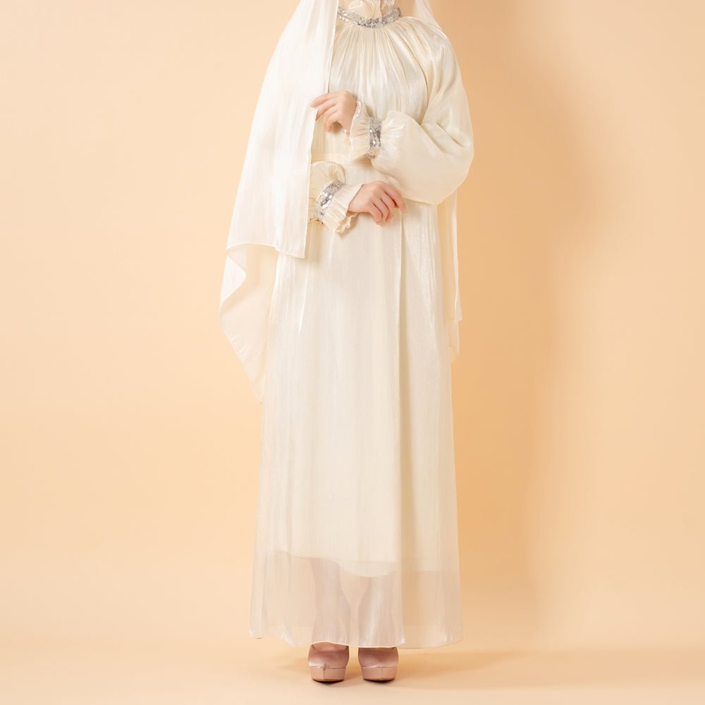 Elegant Glossy Flower Cuff Sequinned Abaya |  Glossy Abaya With Sequins (MA140)
