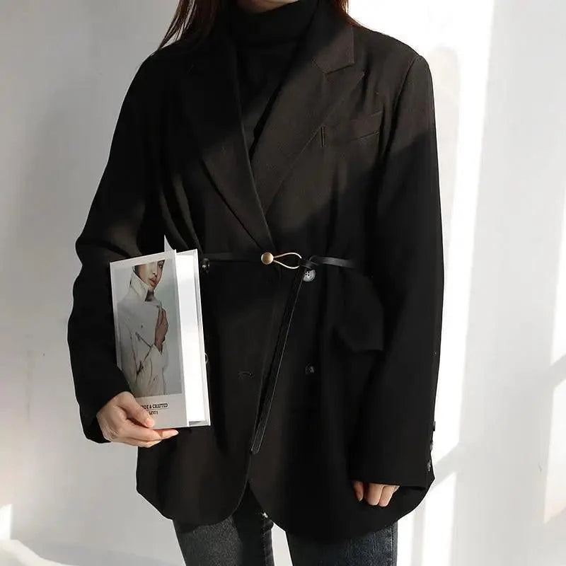 Elegant Leather Adjustable Thin Belt For Women Unique Black Design Ladies Belt High Quality Charming Waistbands For Dress