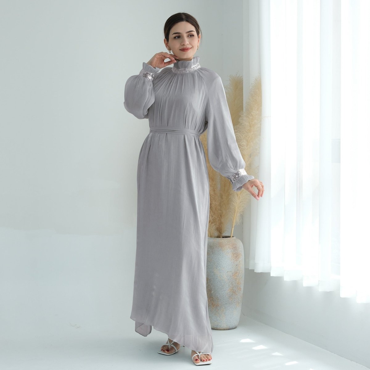 Elegant Modest Long Sleeve High-Neck Lace-Up Solid Color Dress Abaya (MA213)