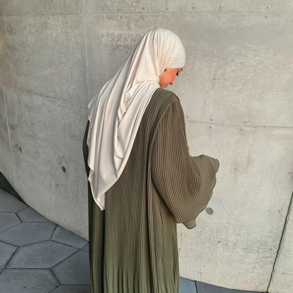 Elegant Muslim Women's Pleated Chiffon Pullover Robe Dress Modest Solid Color Abaya with Flared Sleeves (MA176)