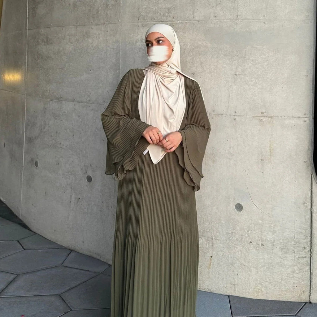 Elegant Muslim Women's Pleated Chiffon Pullover Robe Dress Modest Solid Color Abaya with Flared Sleeves (MA176)