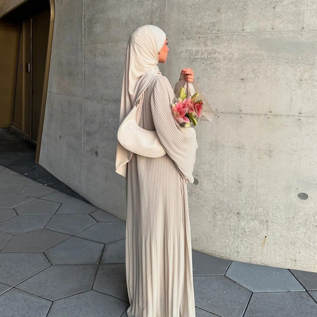 Elegant Muslim Women's Pleated Chiffon Pullover Robe Dress Modest Solid Color Abaya with Flared Sleeves (MA176)
