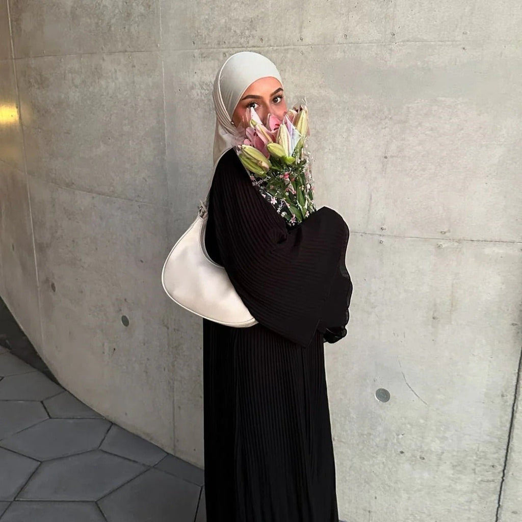 Elegant Muslim Women's Pleated Chiffon Pullover Robe Dress Modest Solid Color Abaya with Flared Sleeves (MA176)