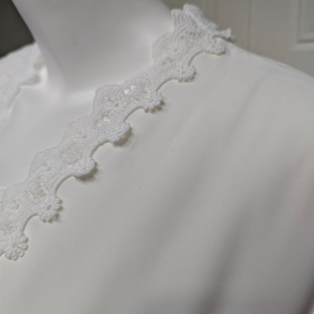 Elegant Prayer Dress with Floral Lace Detail (MOA285)