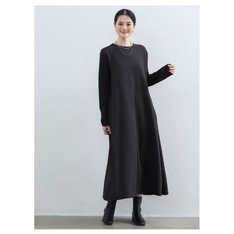 Elegant Round Neck A-Line Maxi Dress - Solid Color Modest Abaya with Pockets (MA310)