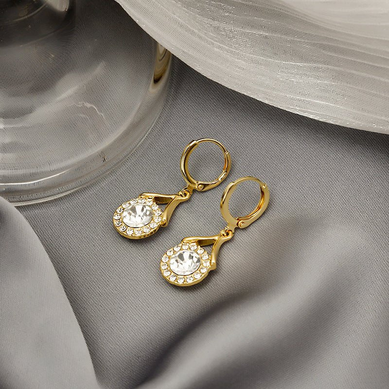 Elegant Sparkling Dangle  Rhinestone Earrings (MAC324)