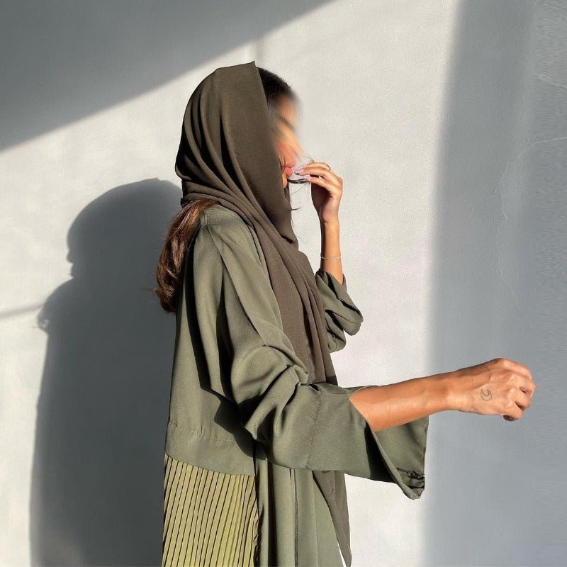 Elegant Gradient Pleated Abaya Robe | Modest Muslim Chiffon Maxi Dress (MOA223)