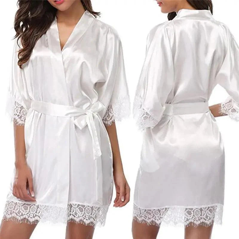 Elegant White Short Soft Women Bathrobes Vintage Design Sleepwear Lightweight Bridesmaid Robes Comfortable Ladies Bathrobe