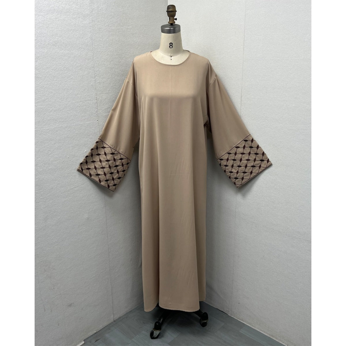 Embroidered Pattern Abaya Robe Dress - Modest Muslim Long Sleeve Maxi with Detachable Belt(MA272)