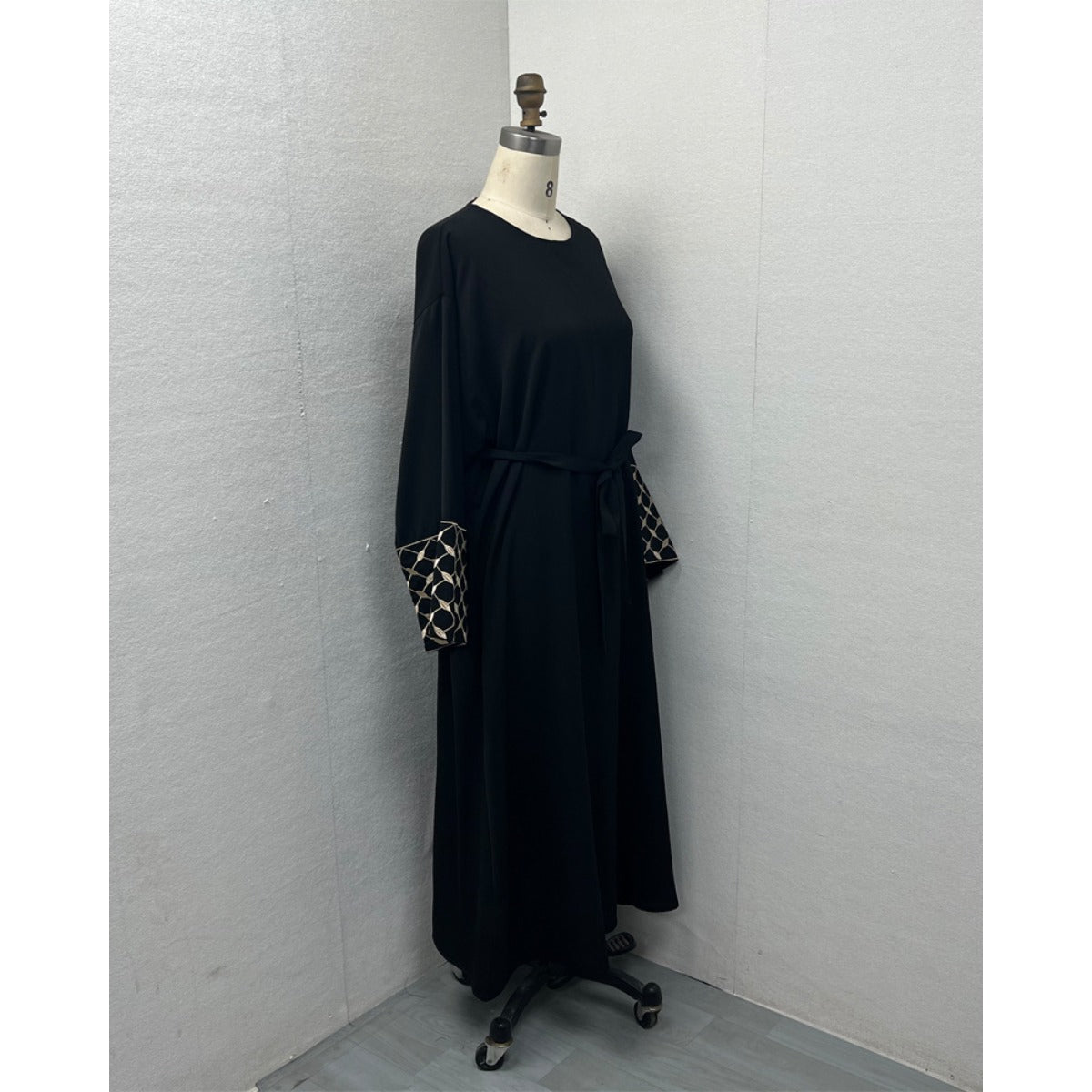Embroidered Pattern Abaya Robe Dress - Modest Muslim Long Sleeve Maxi with Detachable Belt(MA272)