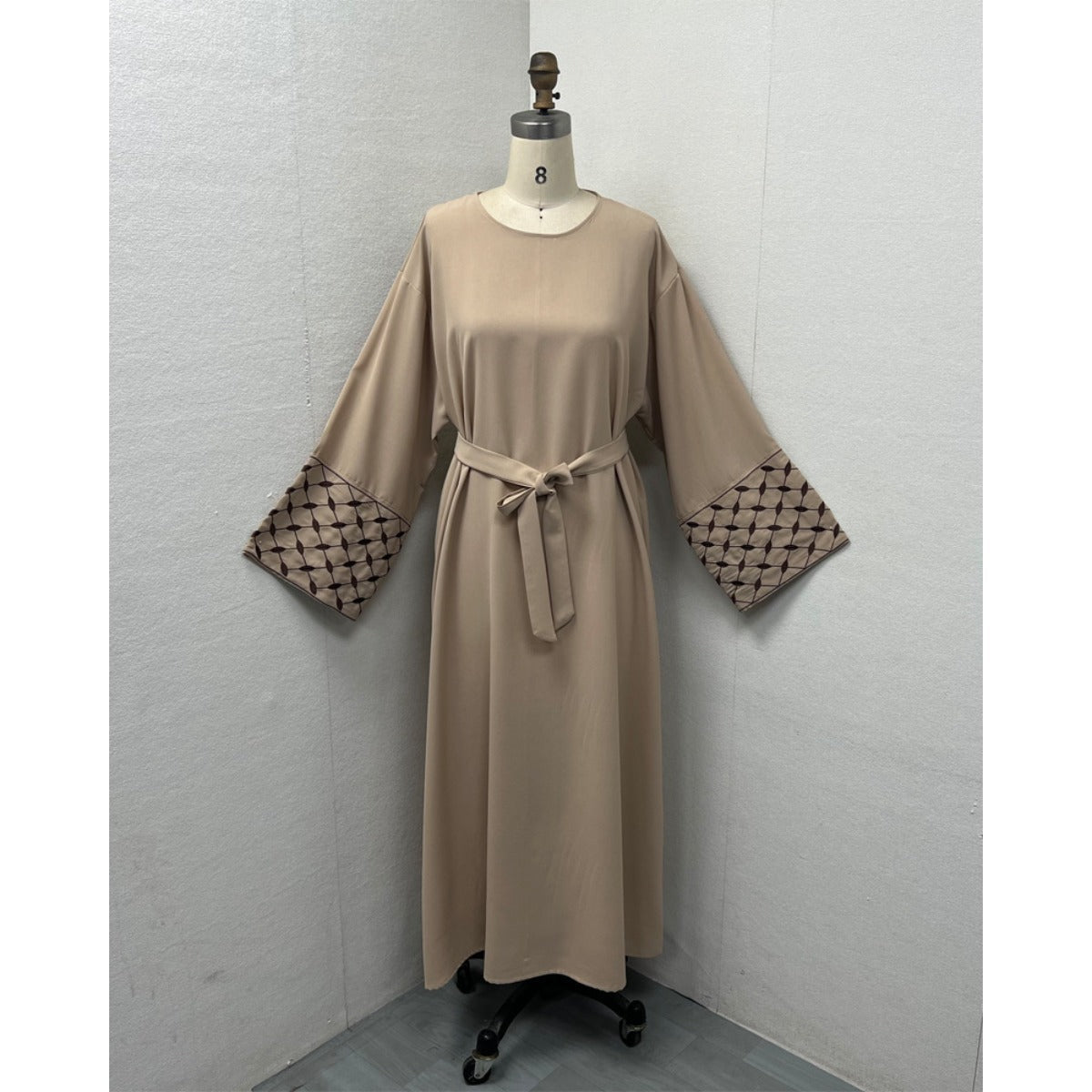 Embroidered Pattern Abaya Robe Dress - Modest Muslim Long Sleeve Maxi with Detachable Belt(MA272)