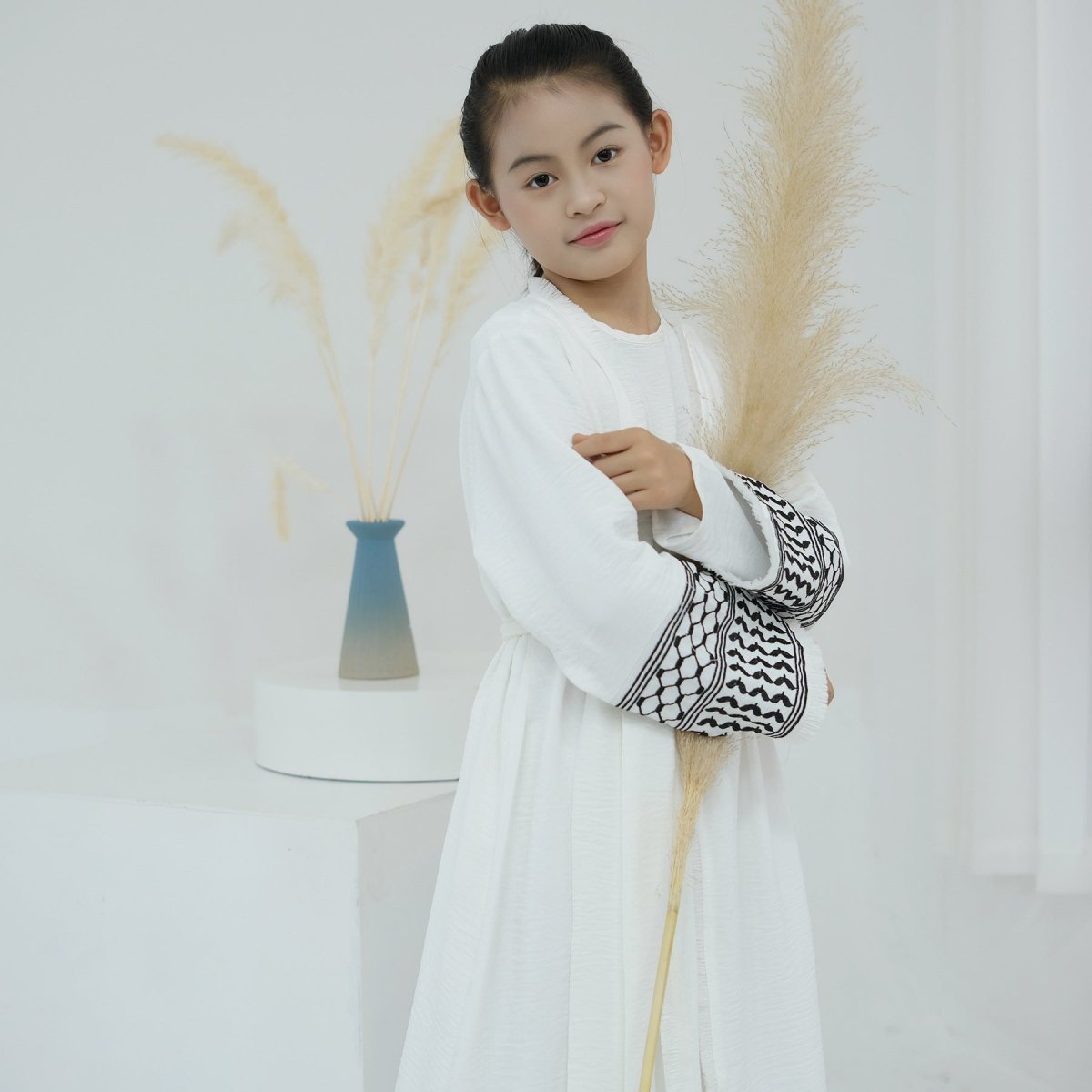 Embroidery Tassels Keffiyeh Children's Abaya (MKG014)