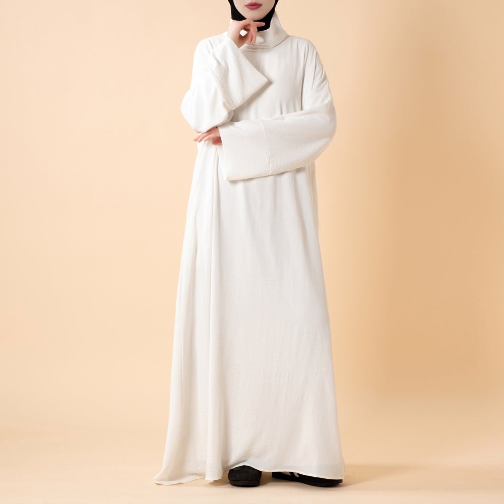Everyday Crepe Turtleneck Abaya – Relaxed Fit for All Seasons (MA384)