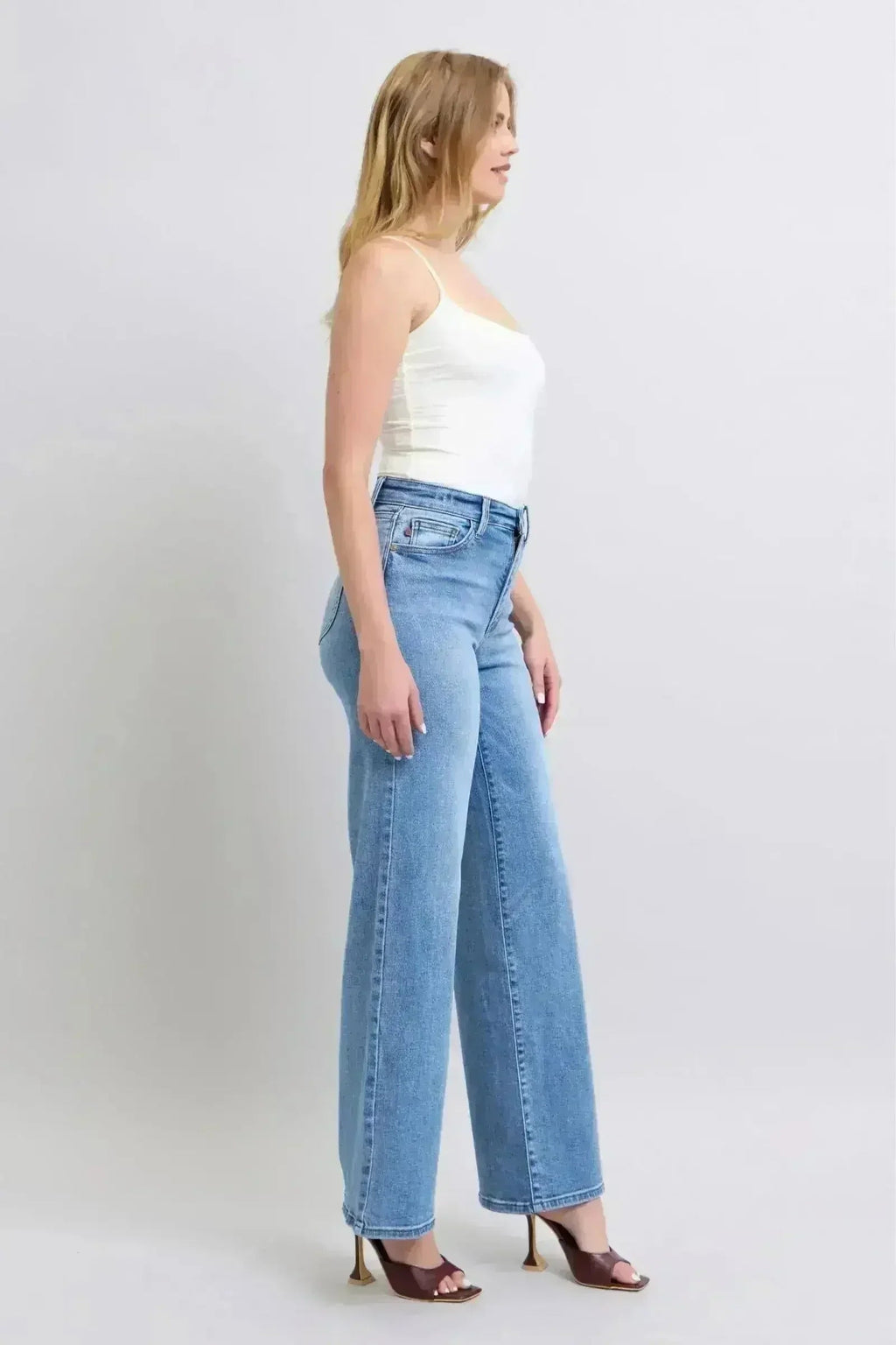 Judy Blue Wide Leg Jeans – High Waist w/ Pockets | 93% Cotton Blend