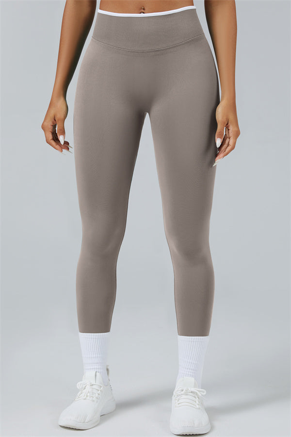 The Elevate Crop Top Leggings 2-Piece Set