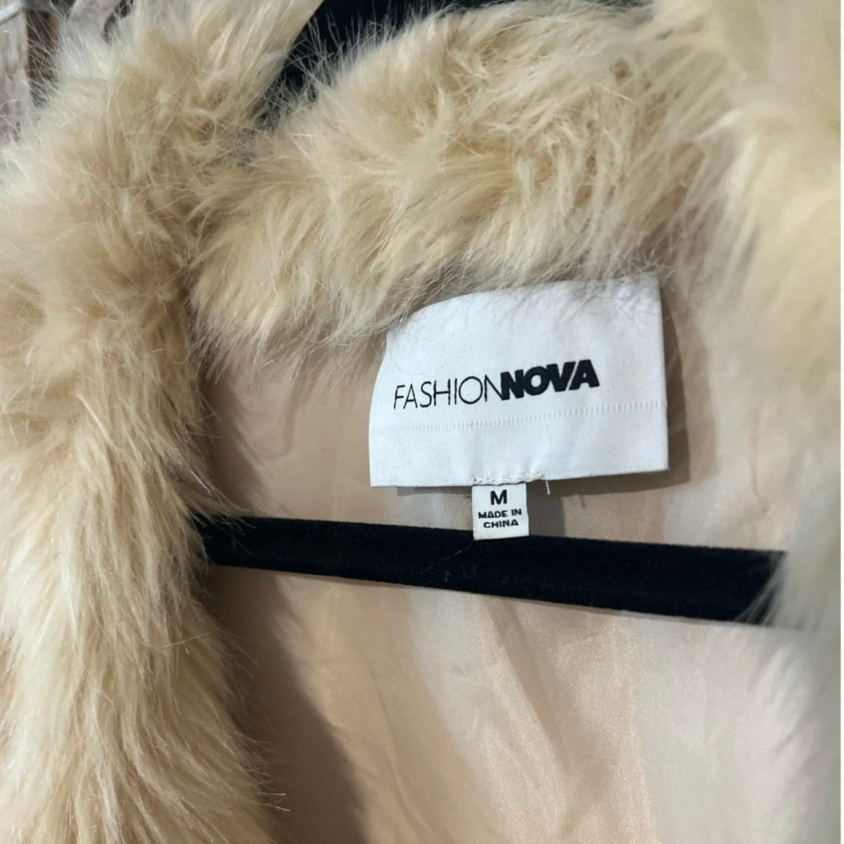 Pre-Loved Fashion Nova Cropped Faux Fur Jacket – Pale Pink