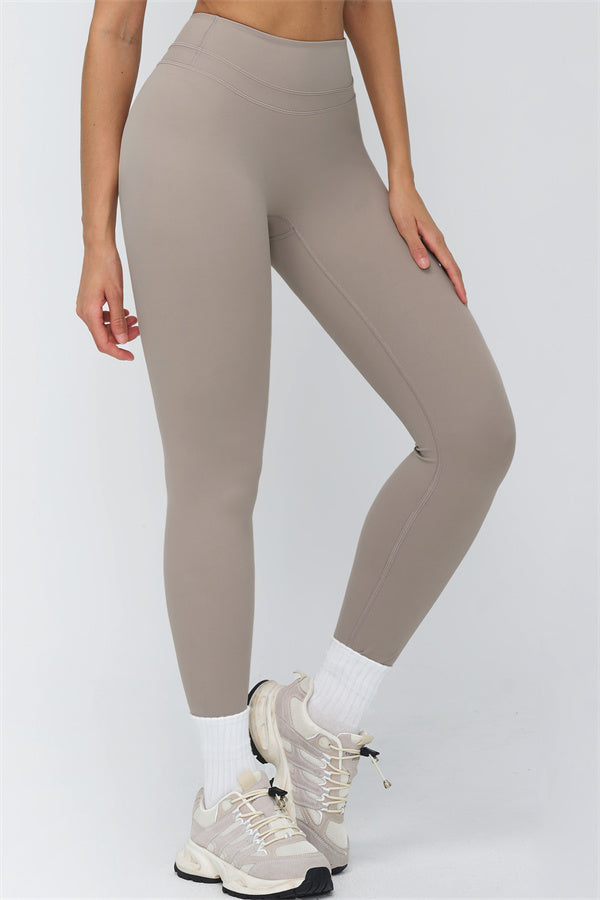 The Stride Crop Top Leggings 2-Piece Set