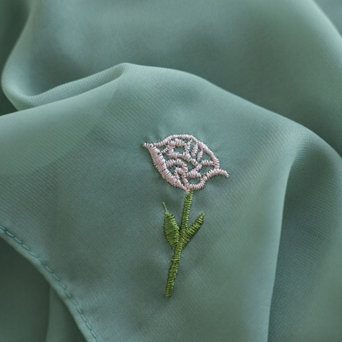 Floral Embroidered Abaya & Hijab Set(MOA248)