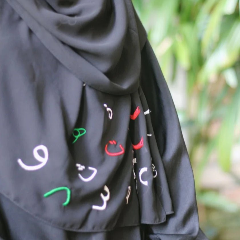Free Palestine Chiffon Hijab – Cultural Statement Scarf with Arabic Letter Design (MH107）