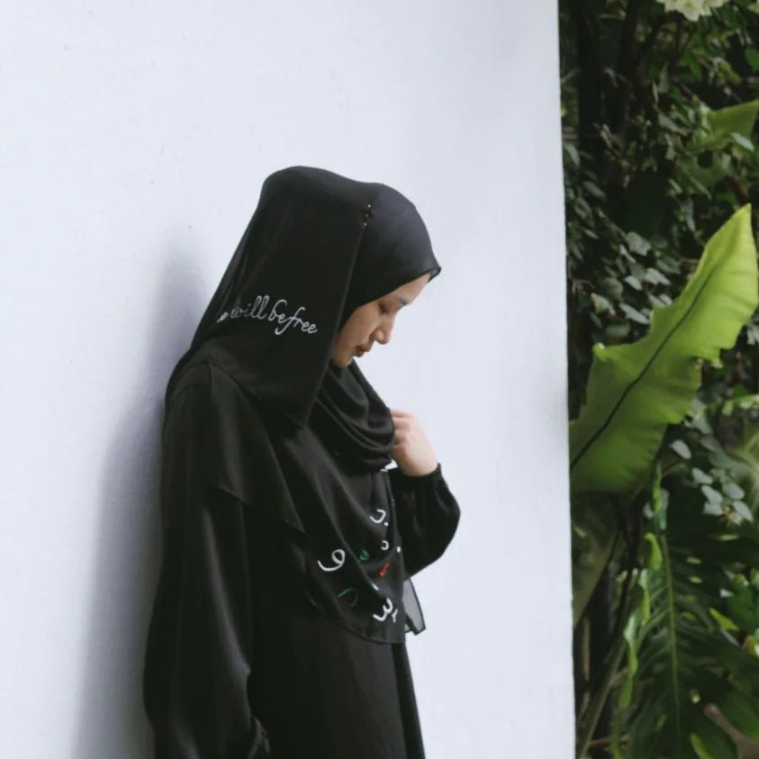 Free Palestine Chiffon Hijab – Cultural Statement Scarf with Arabic Letter Design (MH107）