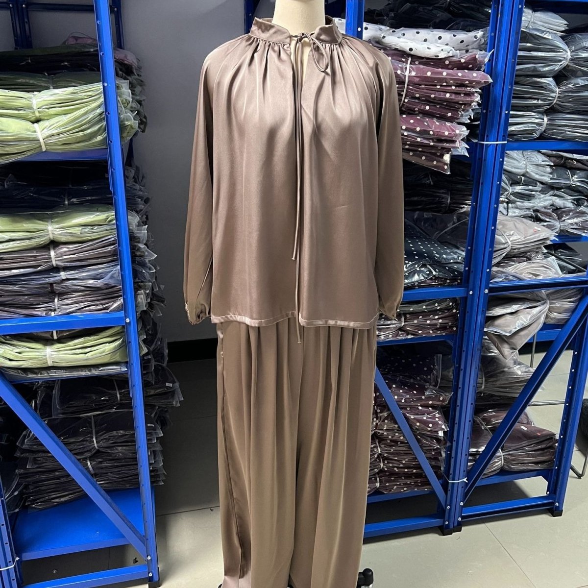 Gathered Neck Self-Tie Satin-Finish Top & Wide-Leg Trouser Set(MS465)