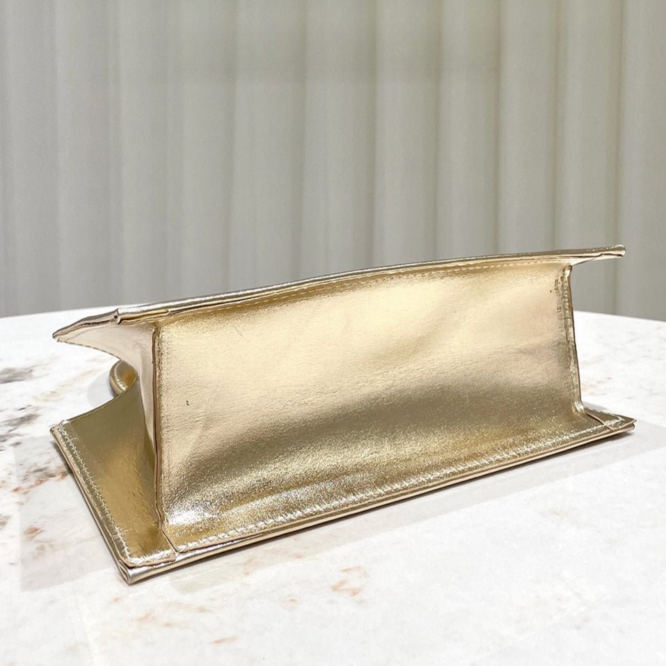 Gold Reflective Evening Clutch with Diamond-Studded Circular Handle (MAC294)