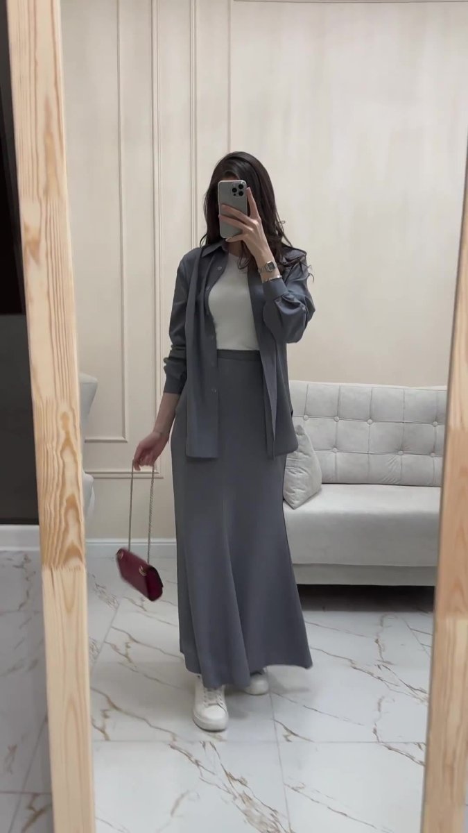 Grey Loose Long Sleeve Shirt & Elastic Waist Fish Tail Skirt Outfit Casual Two-Piece Set(MA207)