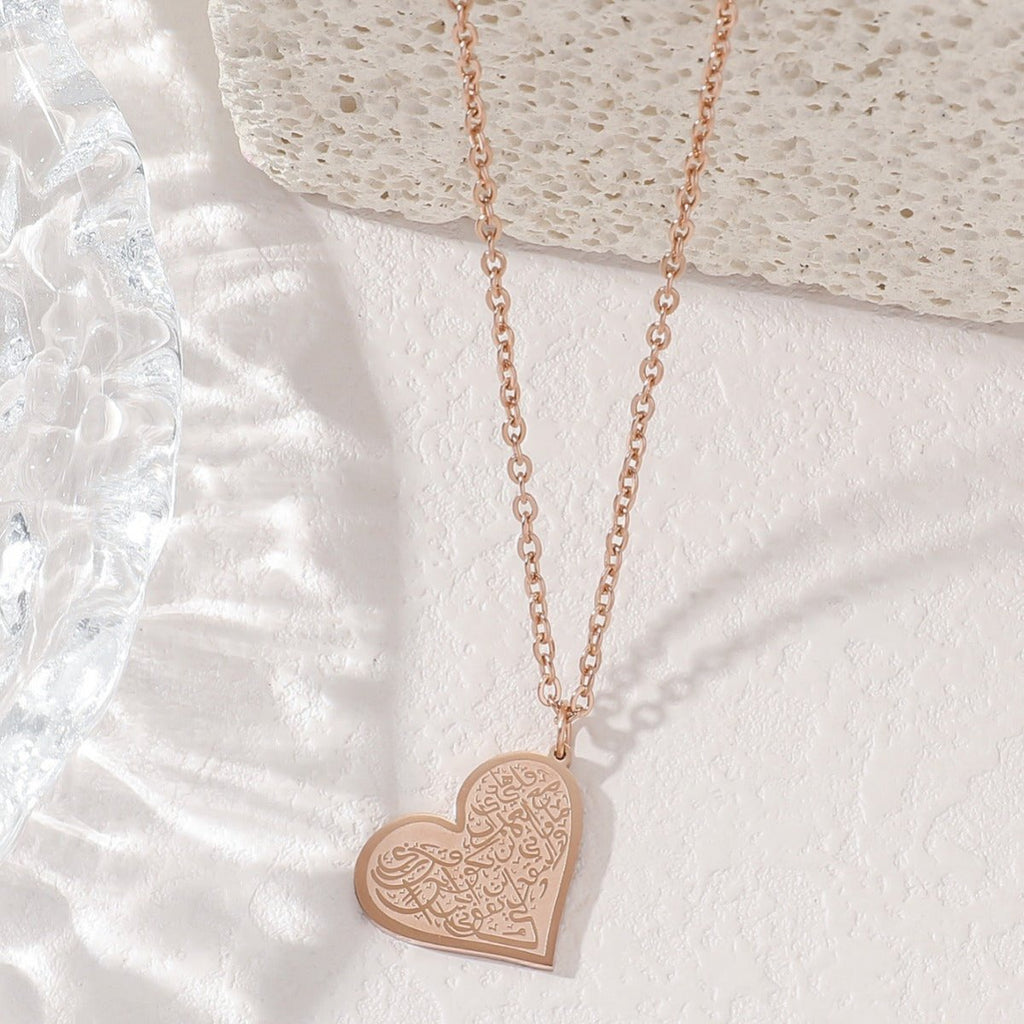 High-End Engraved Love Titanium Steel Necklace (MAC232)（WITH GIFT BOX）