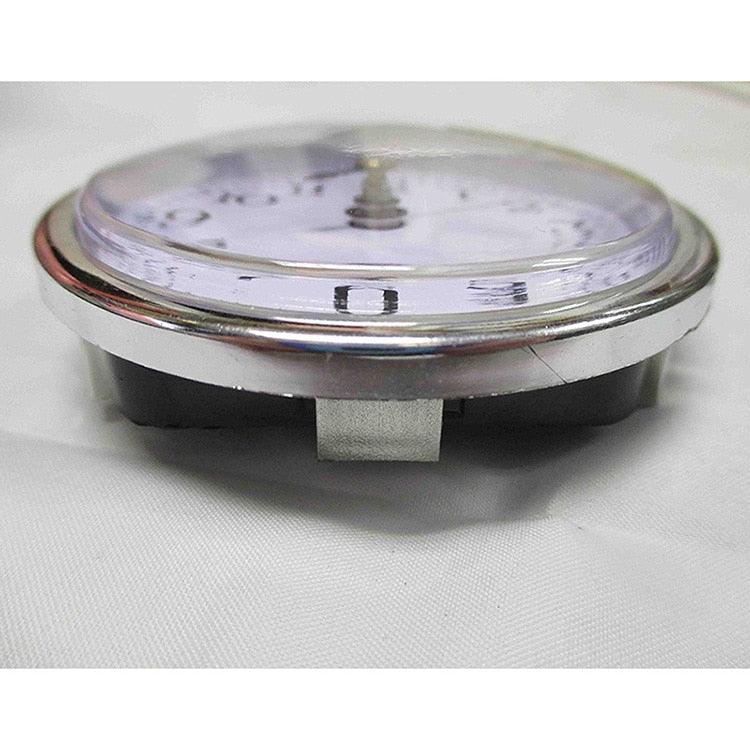 High Quality Vintage Black Metal Art Table Clock Metal Retro Silent Non-Ticking Battery Control Classic Roman dial Small Table Clock for Bedrooms