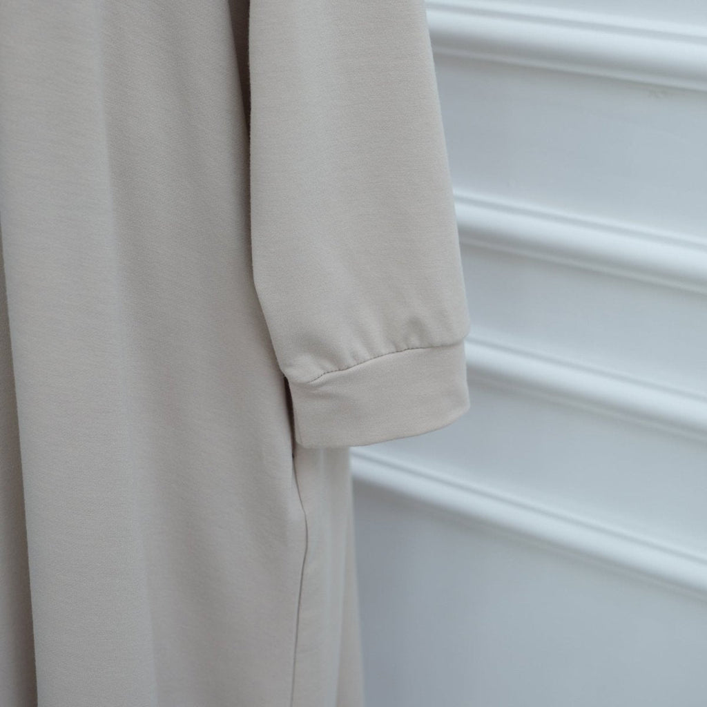 Hooded Zip-Front Abaya with Pockets (MA389)