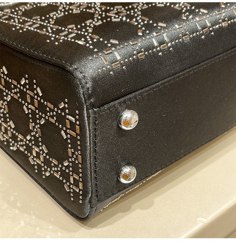 Hot diamond heavy industry high-end satin Princess Diana bag（MAC220）