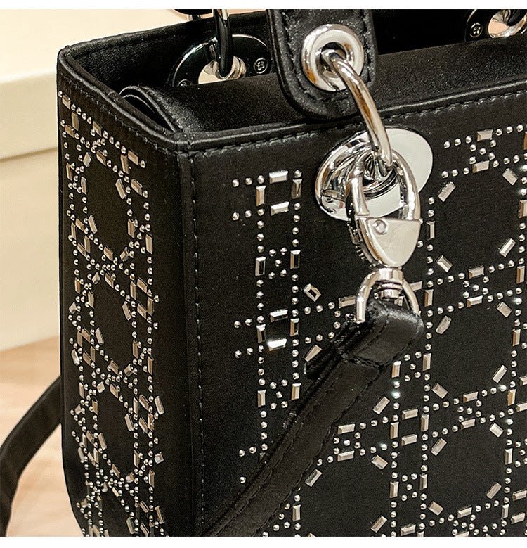 Hot diamond heavy industry high-end satin Princess Diana bag（MAC220）