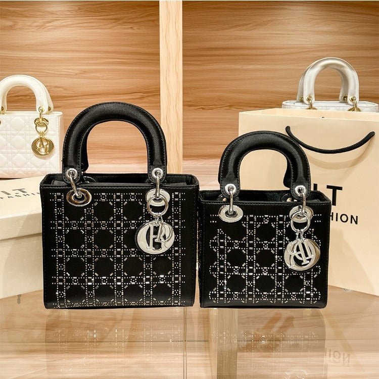 Hot diamond heavy industry high-end satin Princess Diana bag（MAC220）