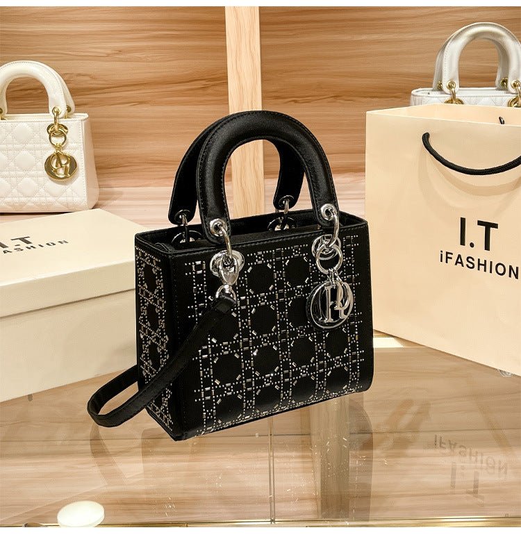 Hot diamond heavy industry high-end satin Princess Diana bag（MAC220）