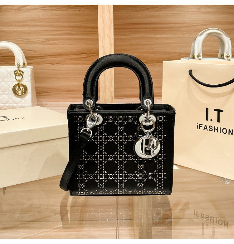 Hot diamond heavy industry high-end satin Princess Diana bag（MAC220）