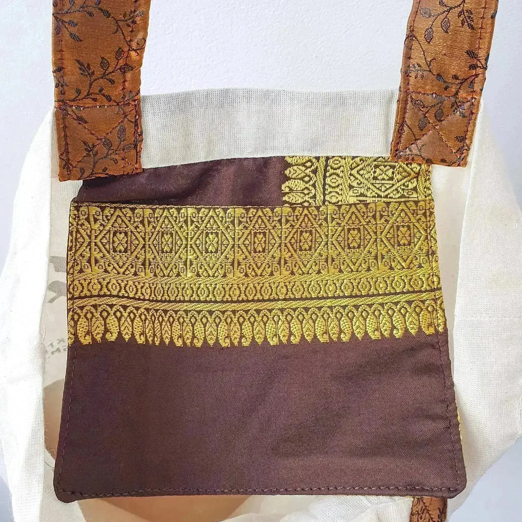 The Independence sari tote
