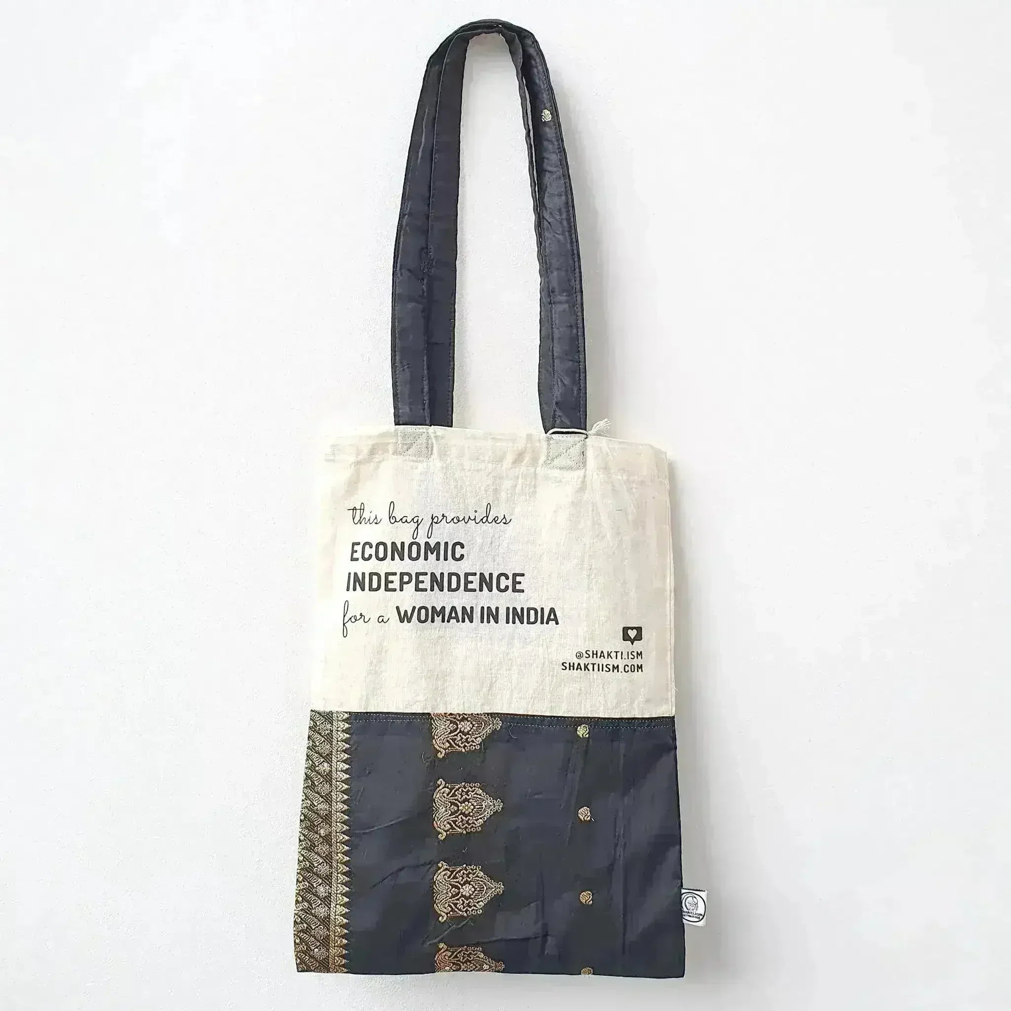 The Independence sari tote