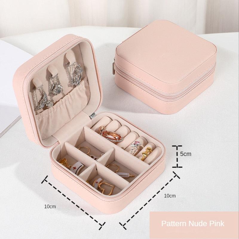 Jewelry Organizer Display Travel PU Leather Jewelry Case Boxes Travel Portable Jewelry Box Storage Organizer Earring Holder Gift Jewellery Box Organizer Small Portable PU Leather Travel Jewelry Storage Case for Rings Earrings Necklace