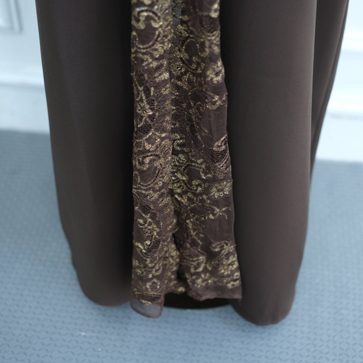 Lace-Panel Flared-Sleeve Open Abaya with Pockets(MOA332)